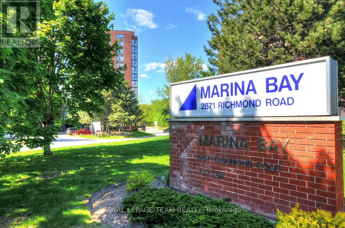 411 - 2871 Richmond Road