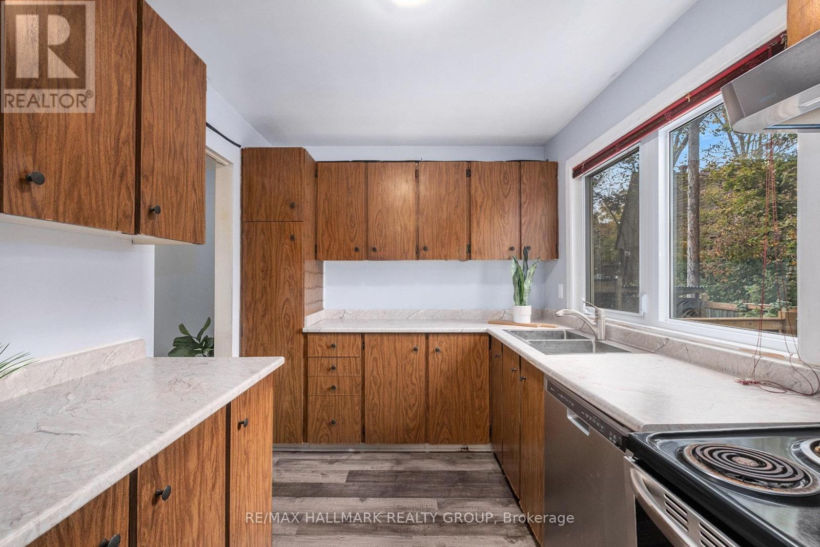 23 - 3691 Albion Road