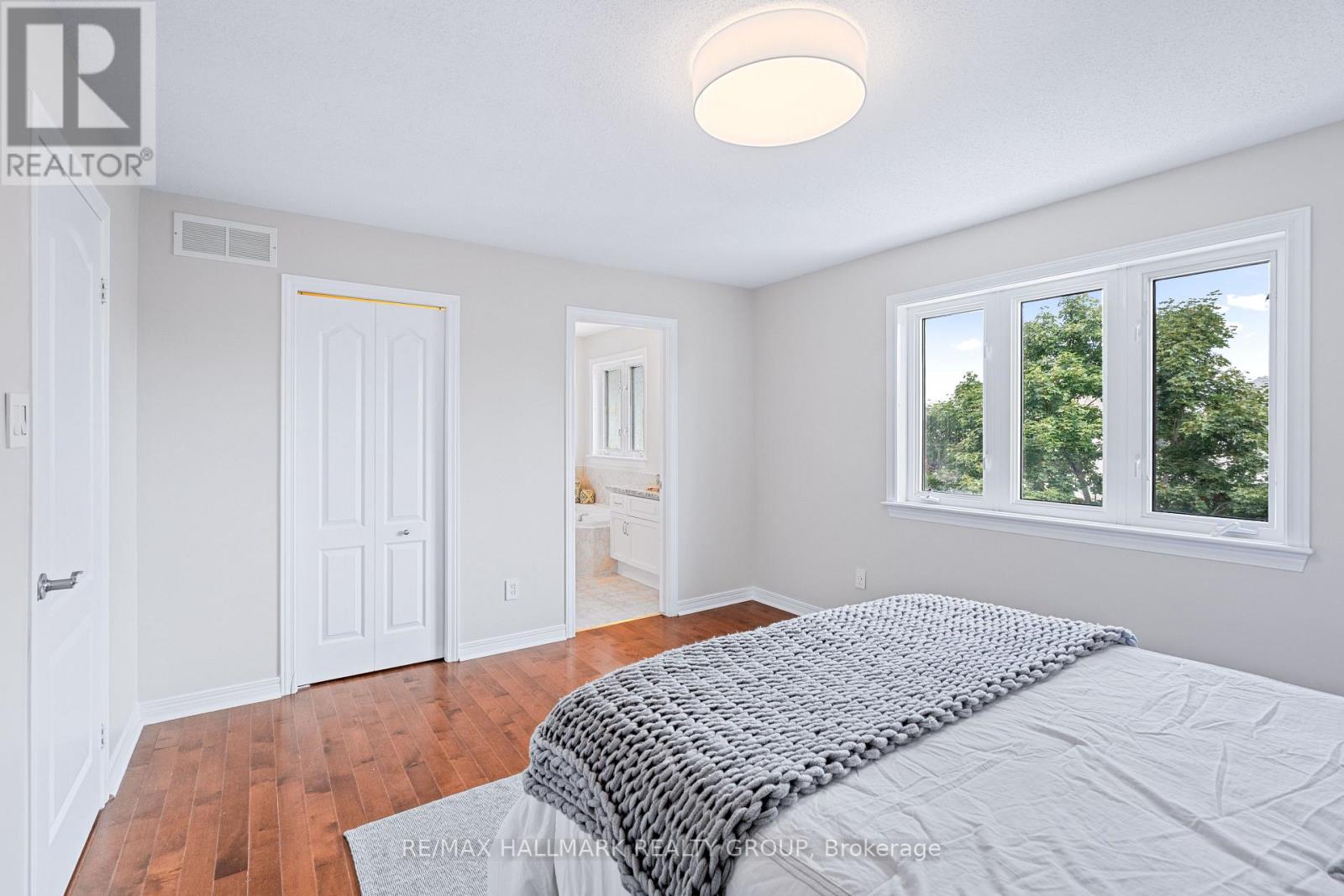 41 Smoketree Crescent