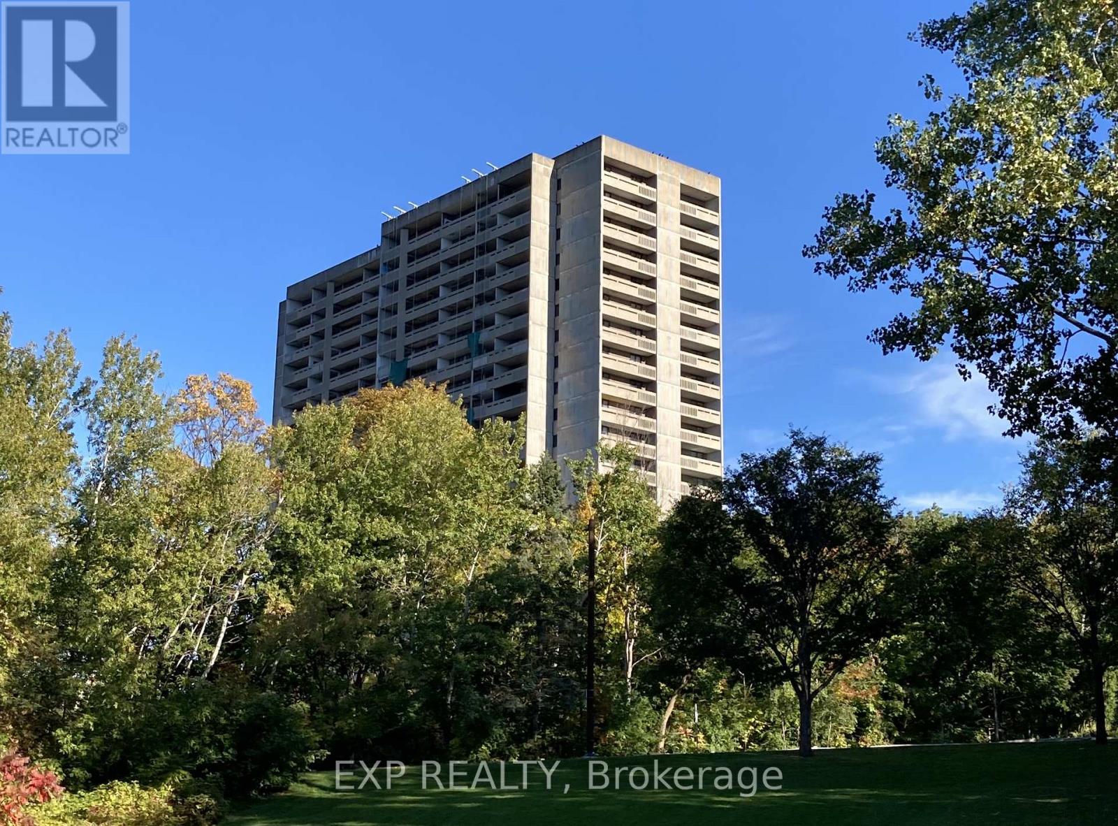 101 - 415 Greenview Avenue