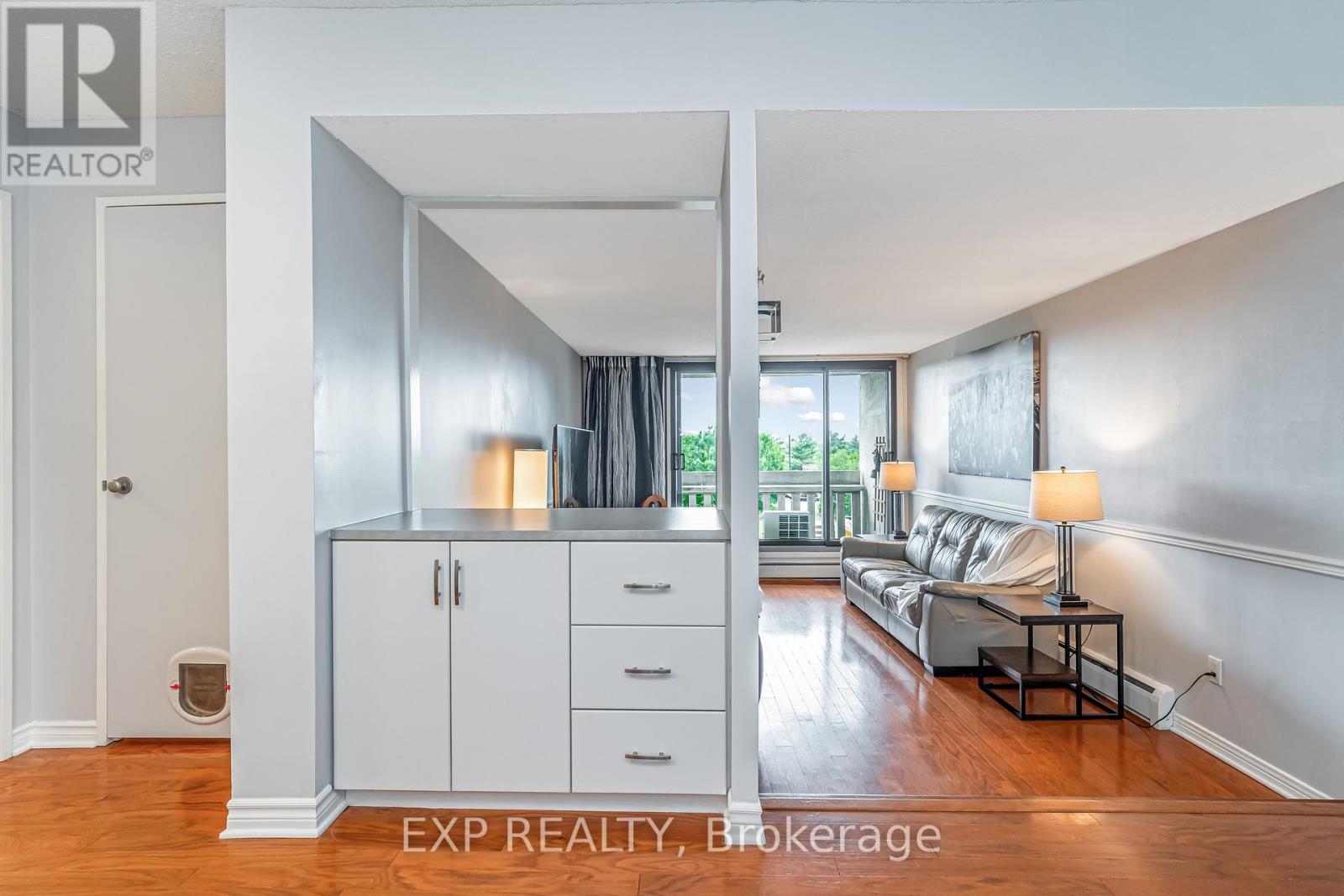 101 - 415 Greenview Avenue