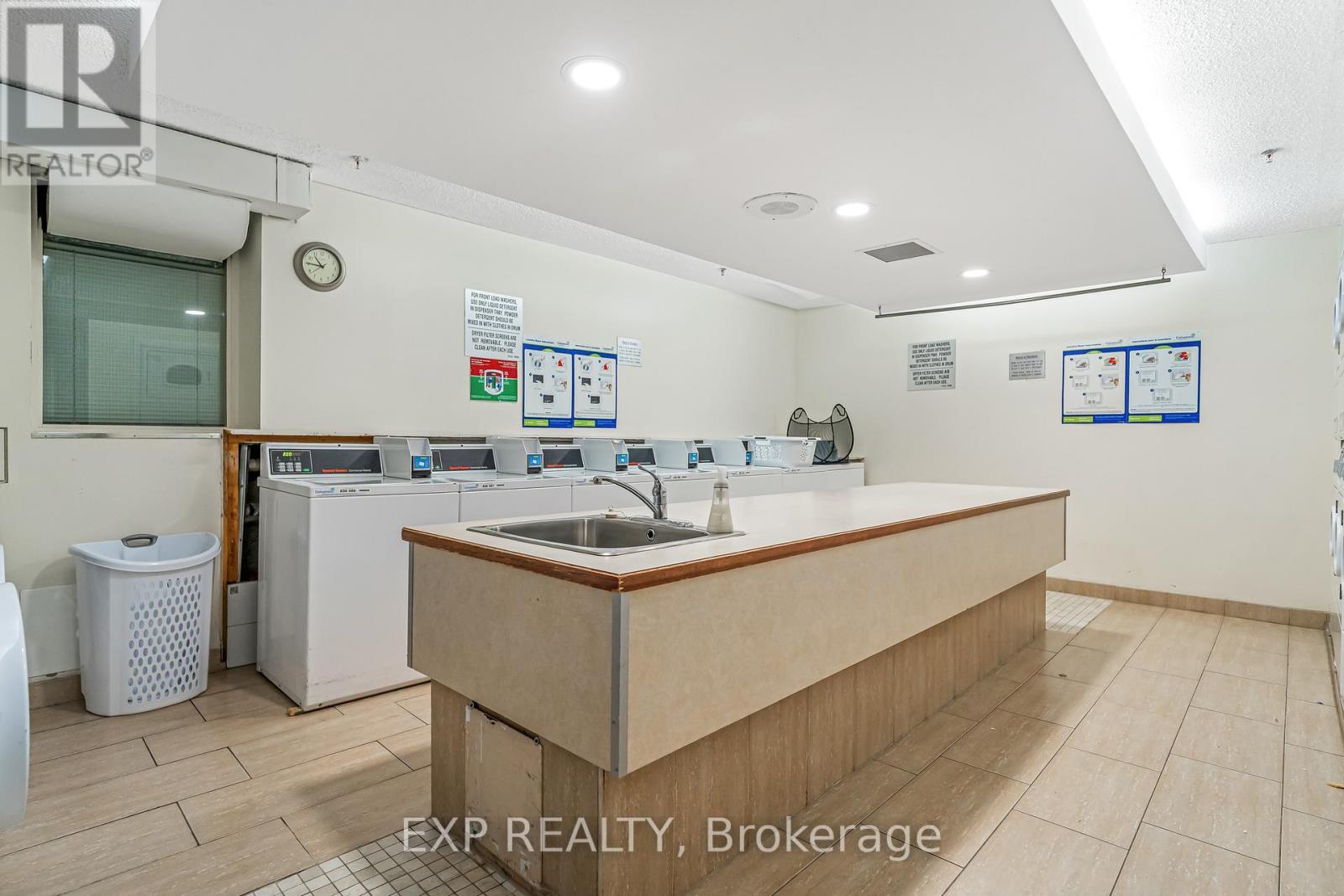 101 - 415 Greenview Avenue