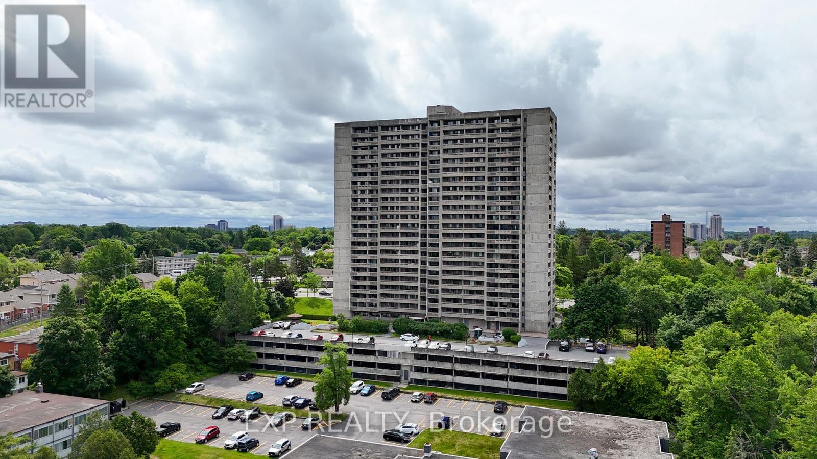 101 - 415 Greenview Avenue