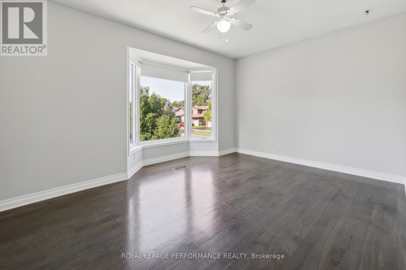 1873 Du Clairvaux Road