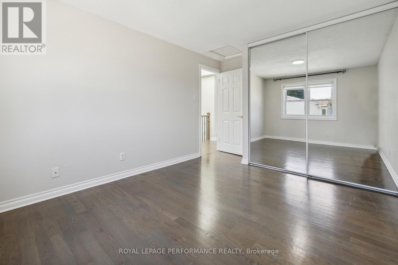 1873 Du Clairvaux Road