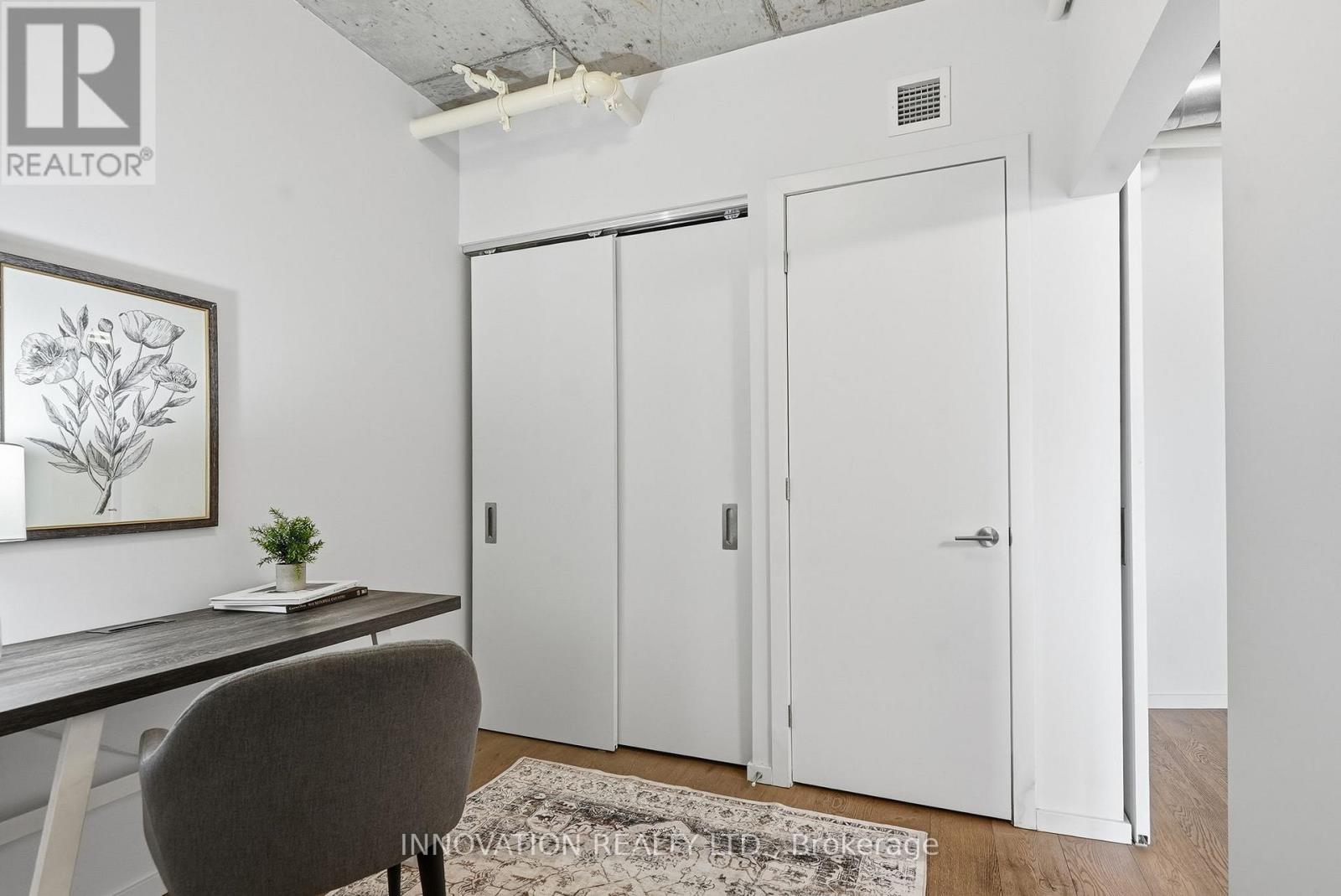 410 - 1000 Wellington Street W