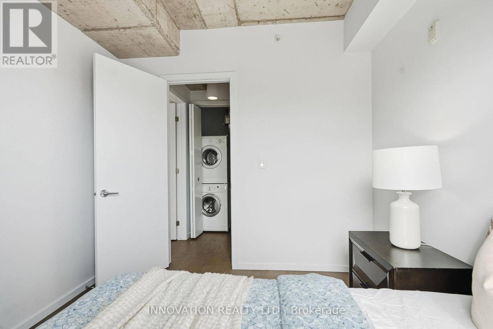 410 - 1000 Wellington Street W