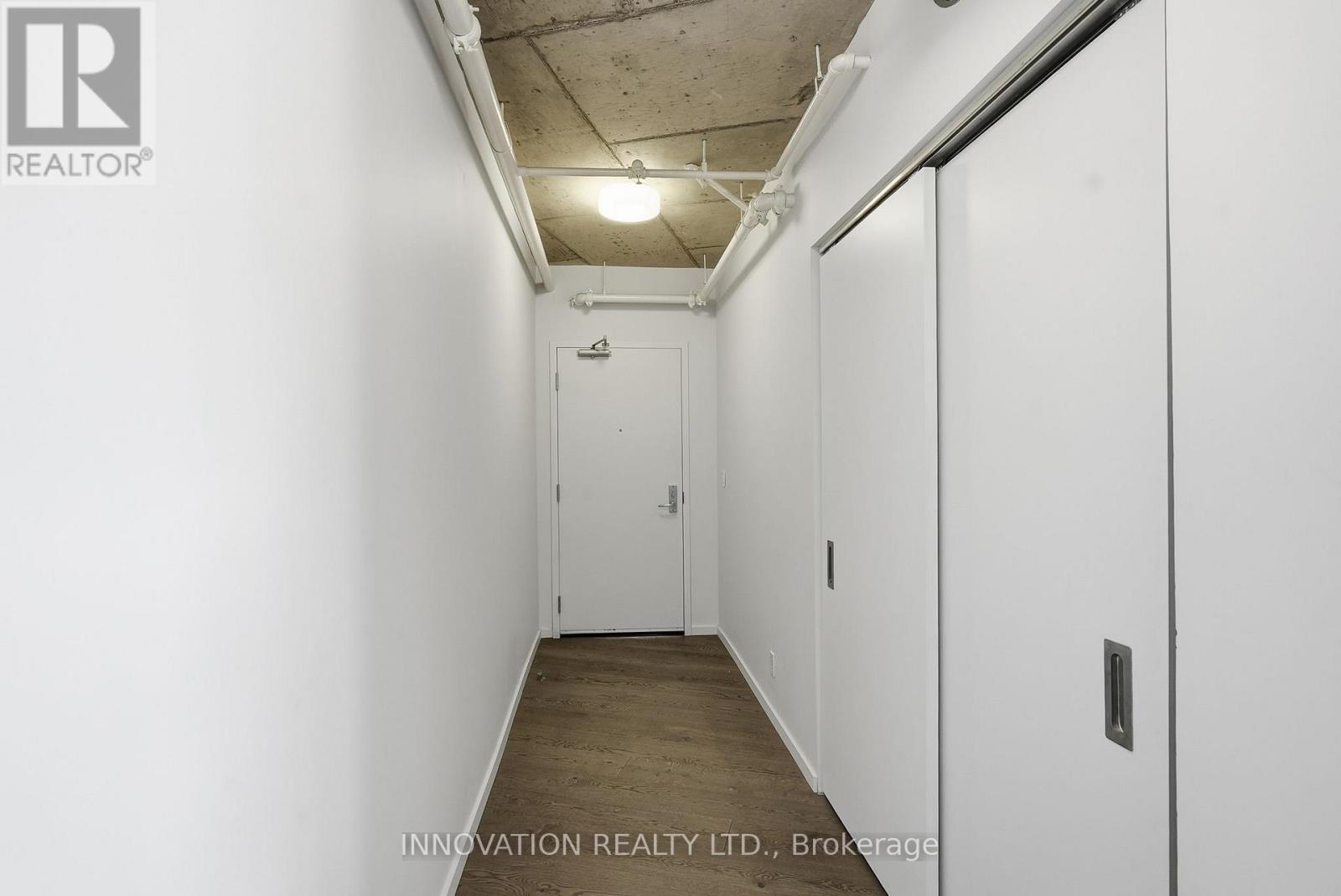 410 - 1000 Wellington Street W