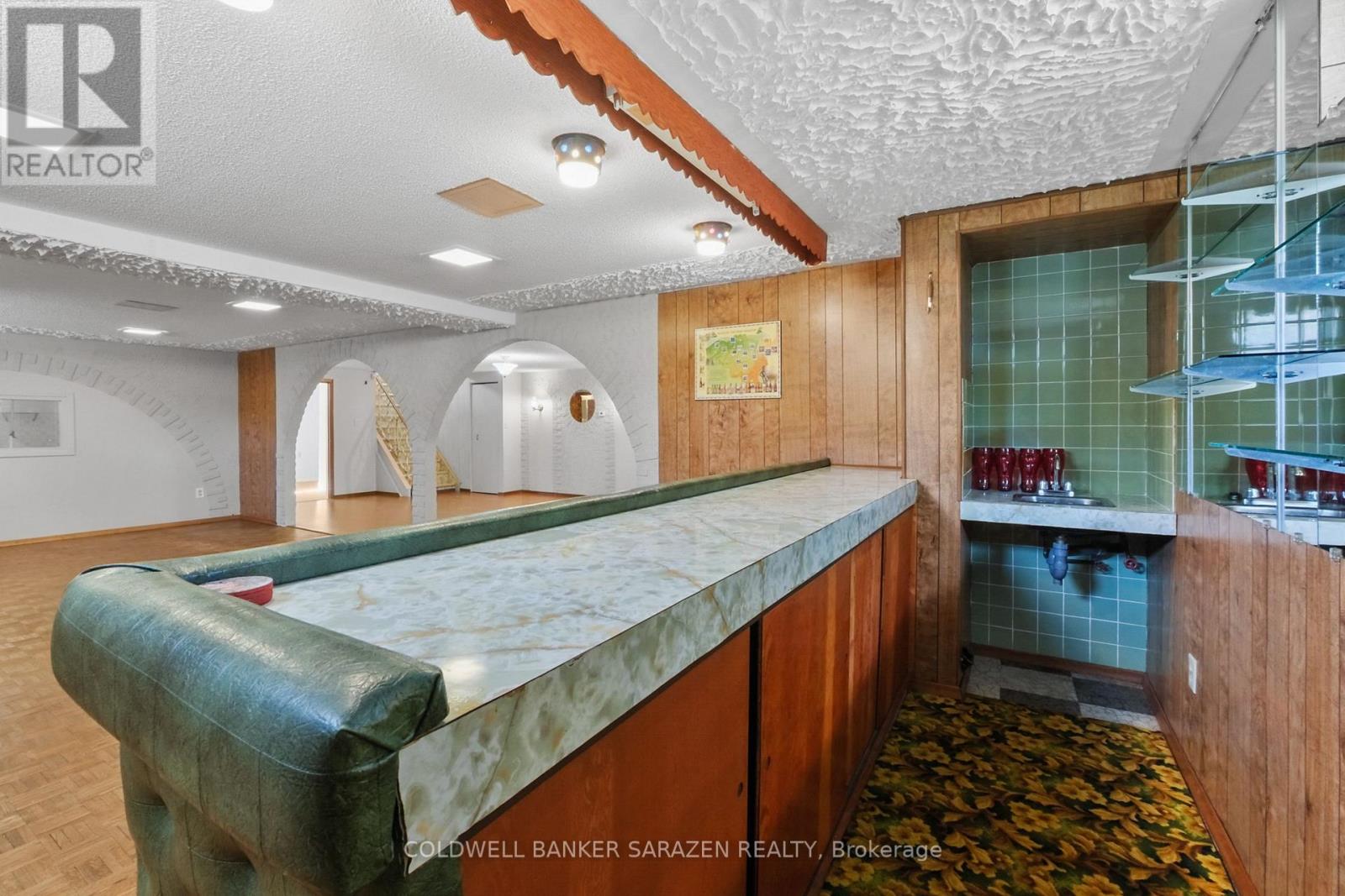 974 Greenbriar Avenue