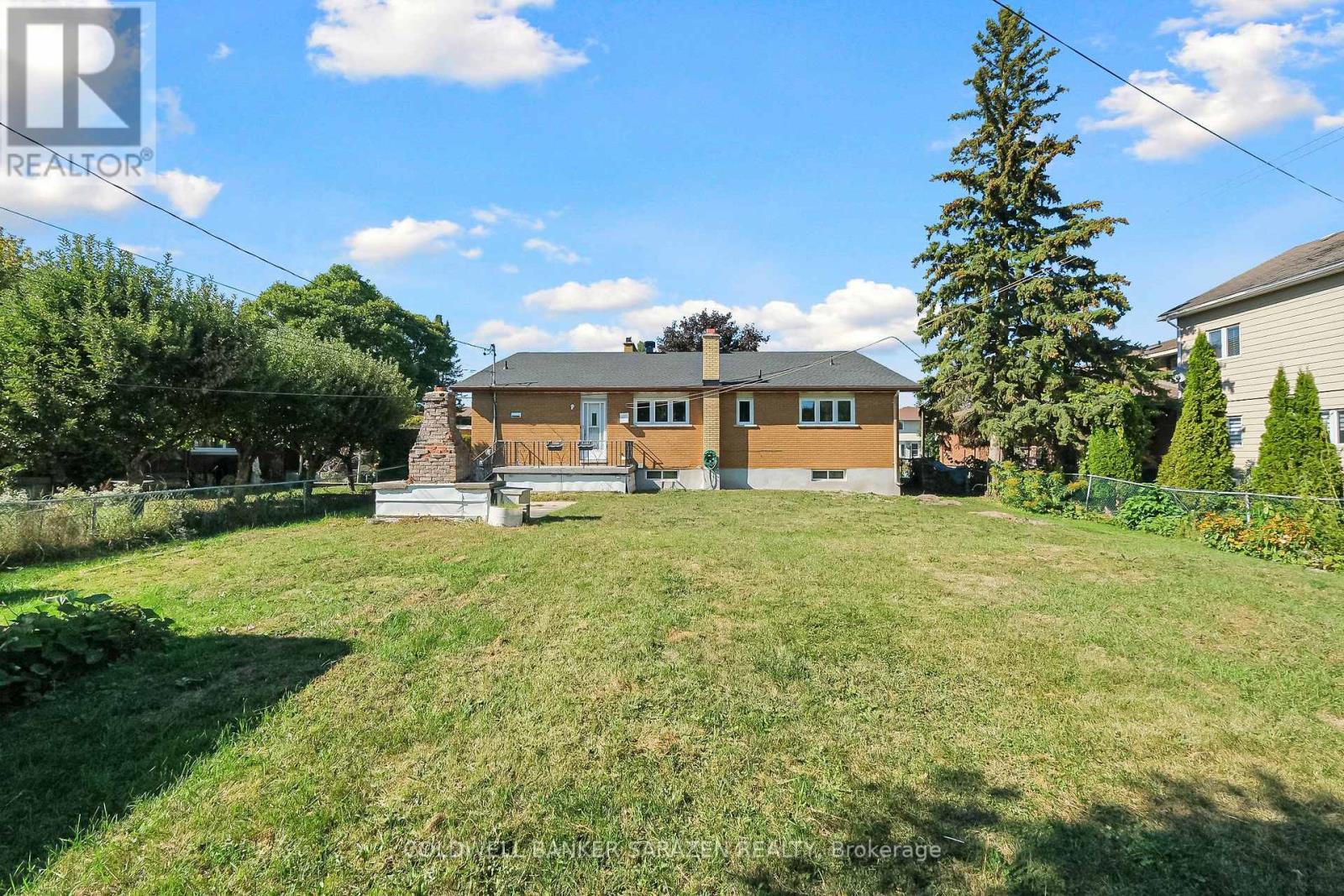 974 Greenbriar Avenue