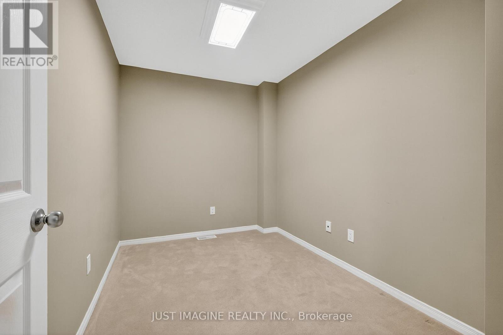 105 Caithness Private