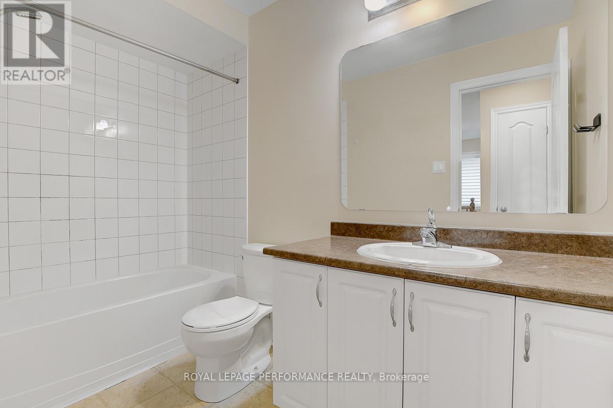 880 White Alder Avenue