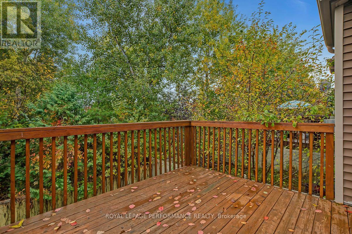 880 White Alder Avenue