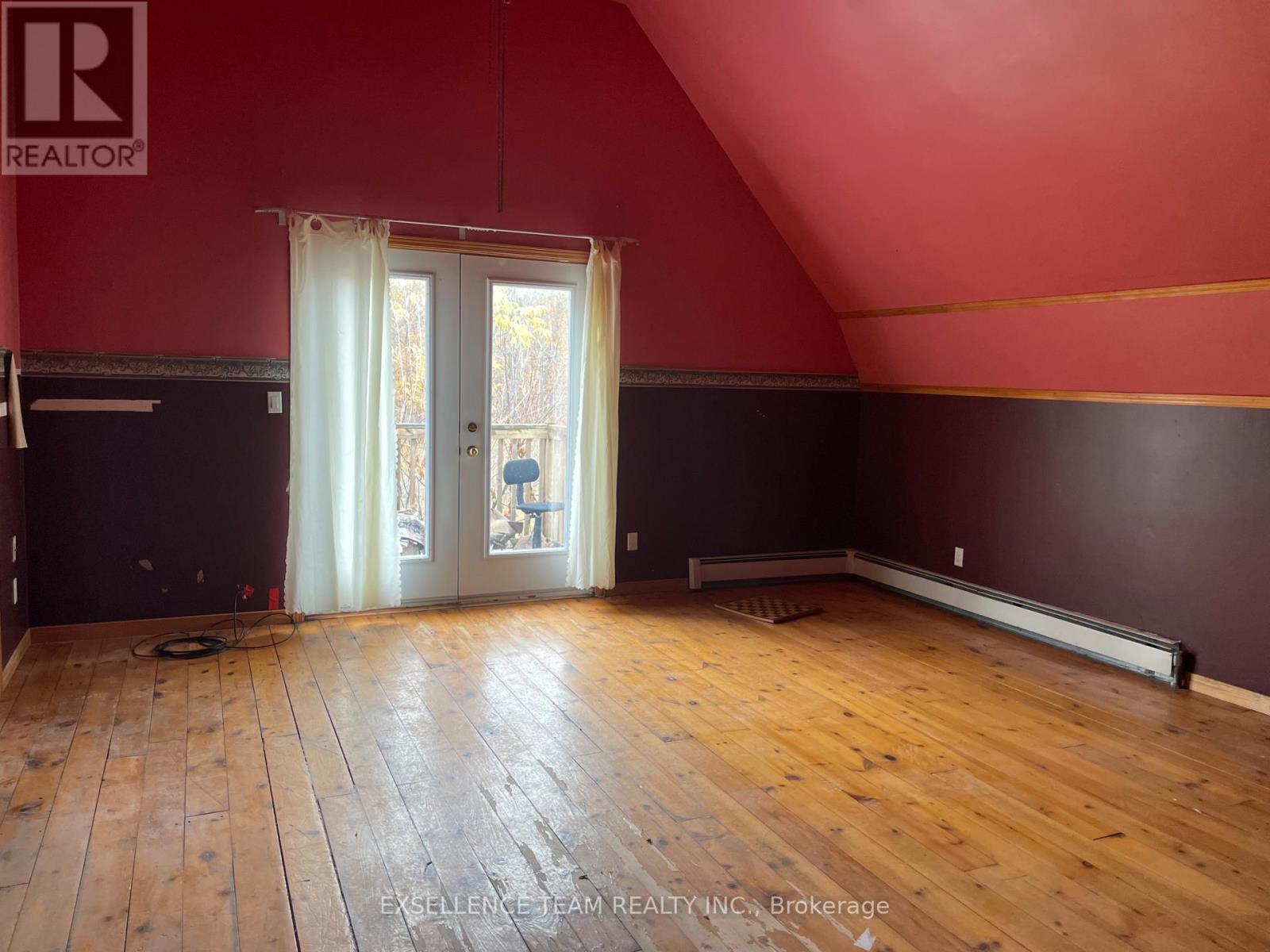 20115 Beaupre Road W