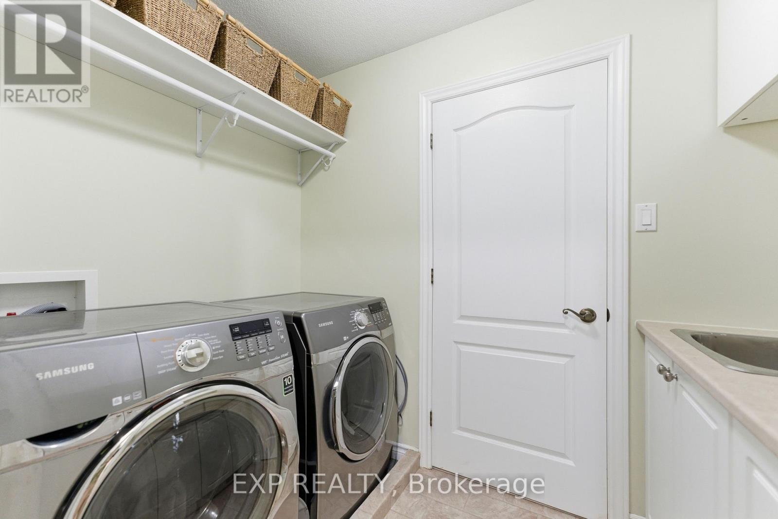 17 Olde Towne Avenue