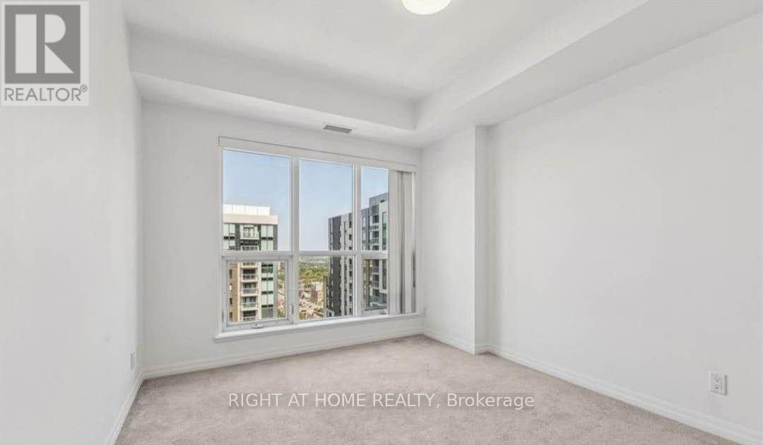 2604 - 242 Rideau Street