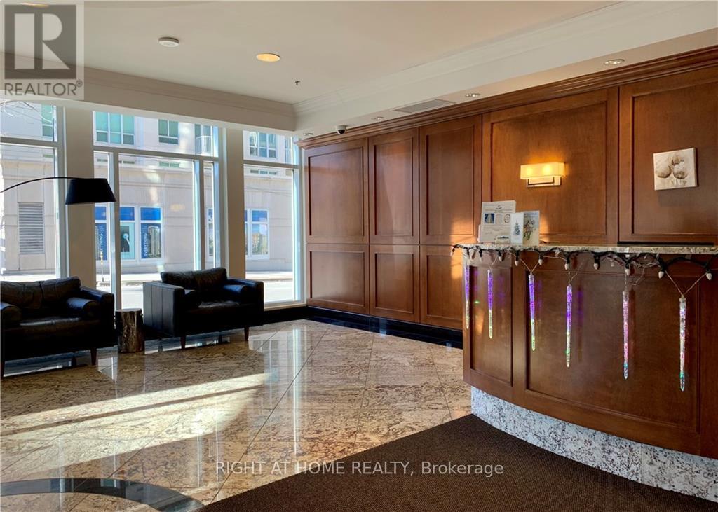 2604 - 242 Rideau Street