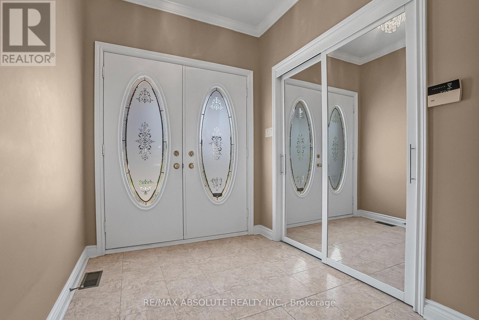 1513 Apeldoorn Avenue