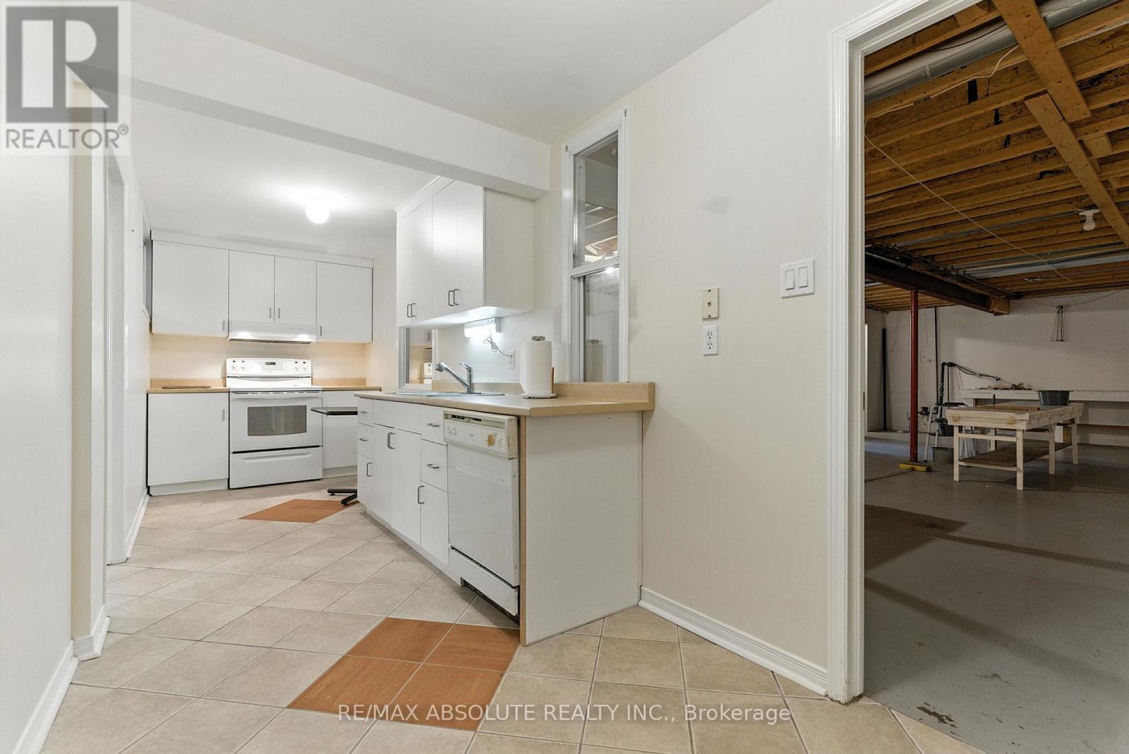 1513 Apeldoorn Avenue