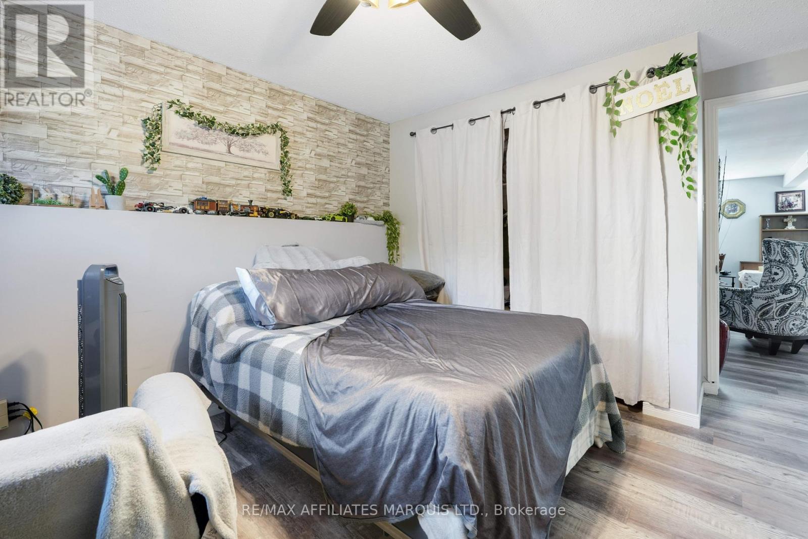 21 Ste Therese Boulevard