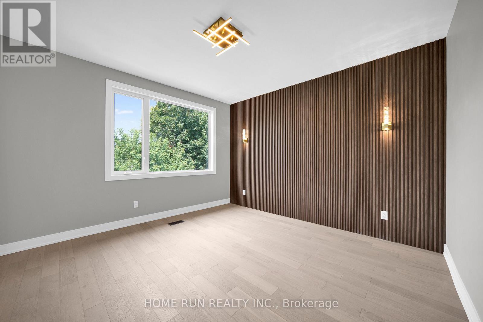 297 Dovercourt Avenue