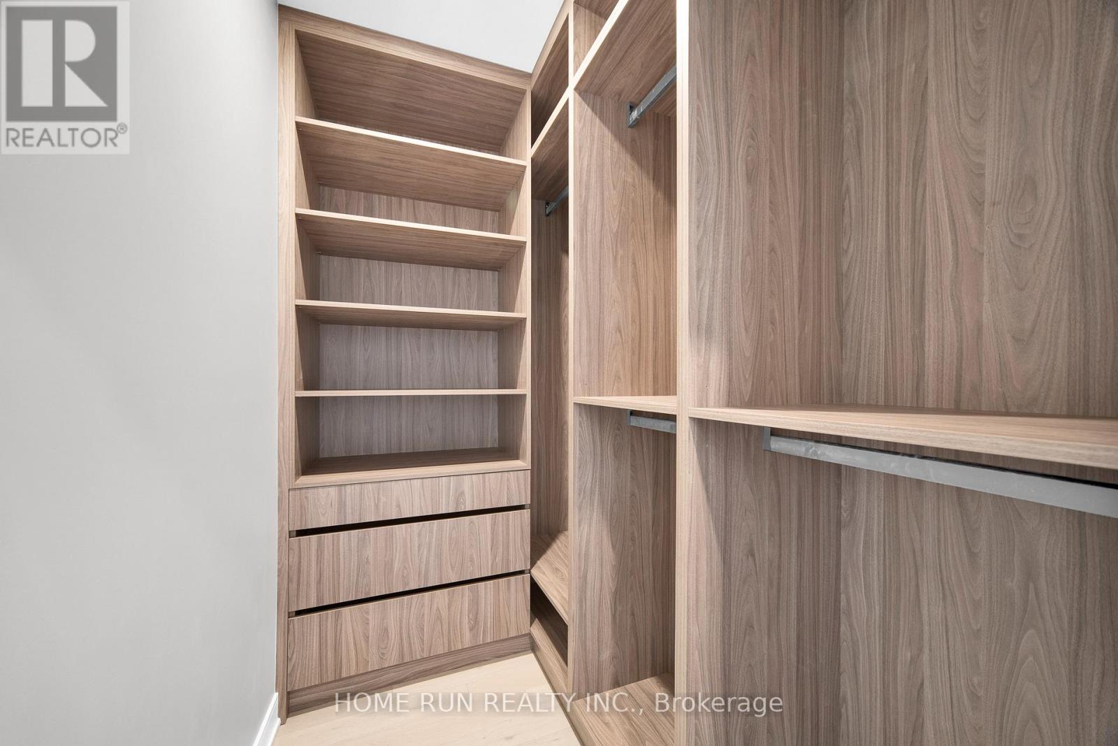 297 Dovercourt Avenue