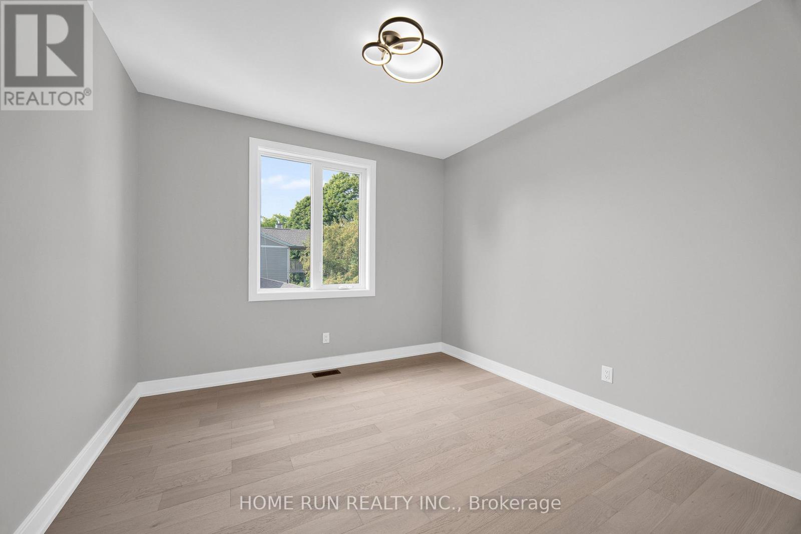 297 Dovercourt Avenue