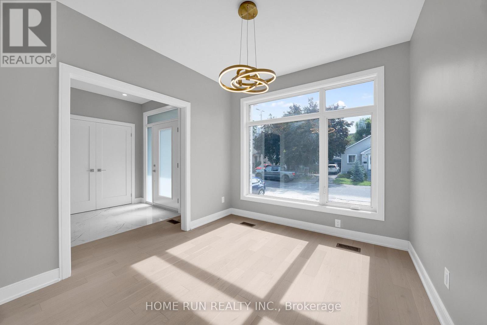 297 Dovercourt Avenue