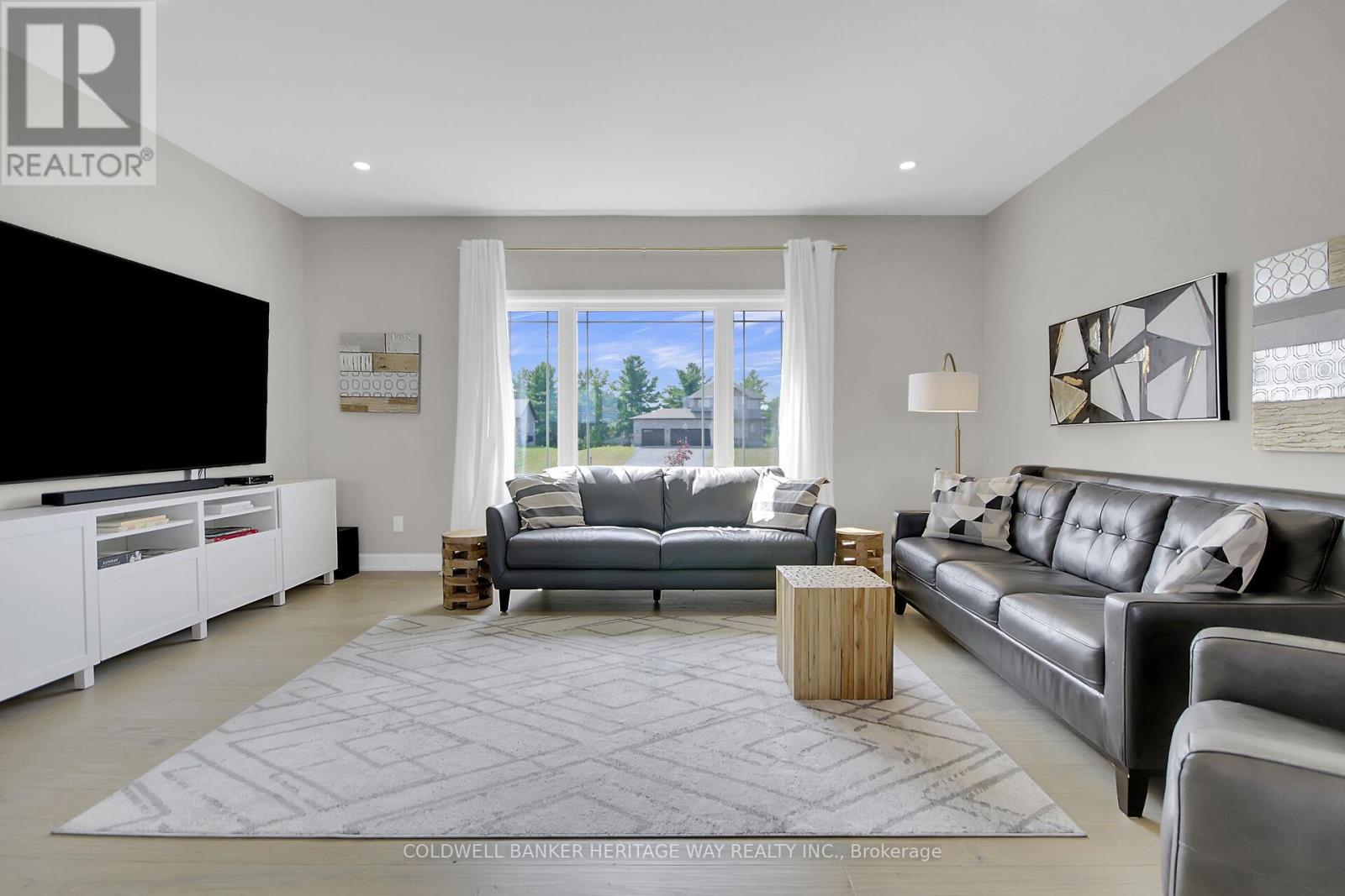 218 Owen Lucas Street