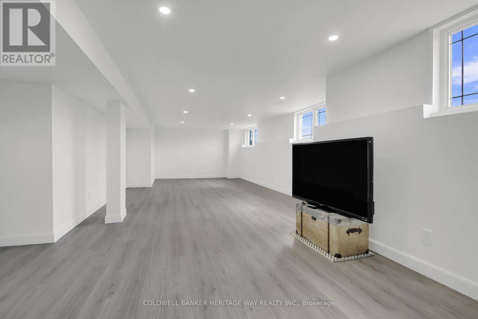 218 Owen Lucas Street