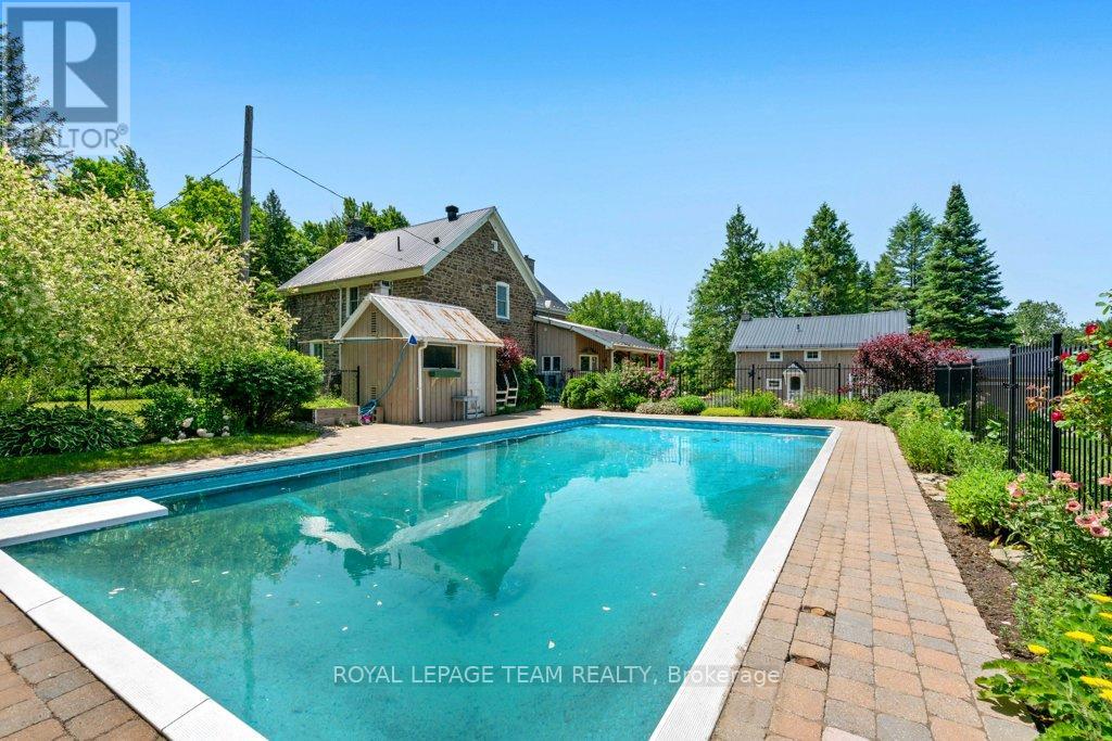 10095 Shaw Road