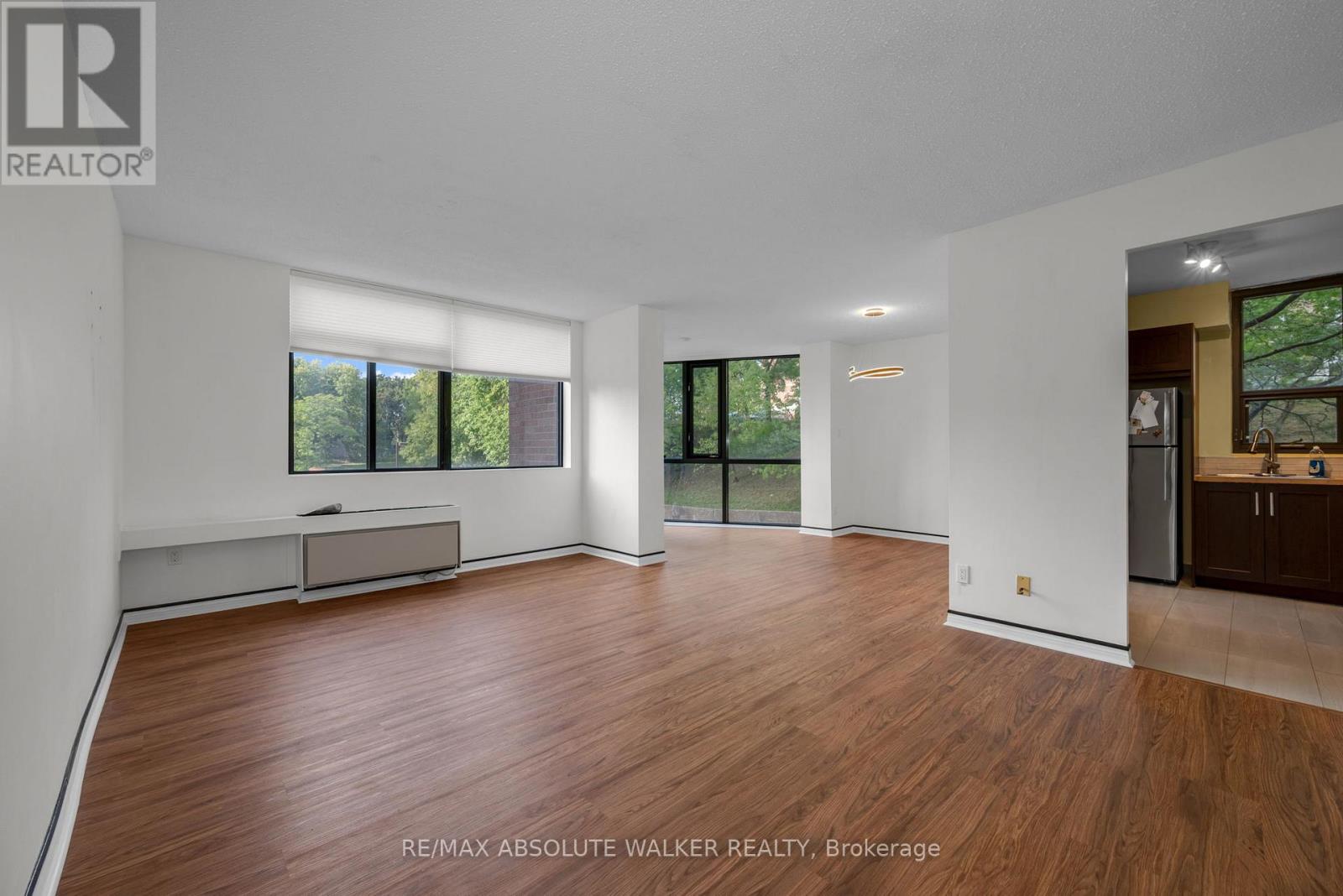 414 - 2871 Richmond Road