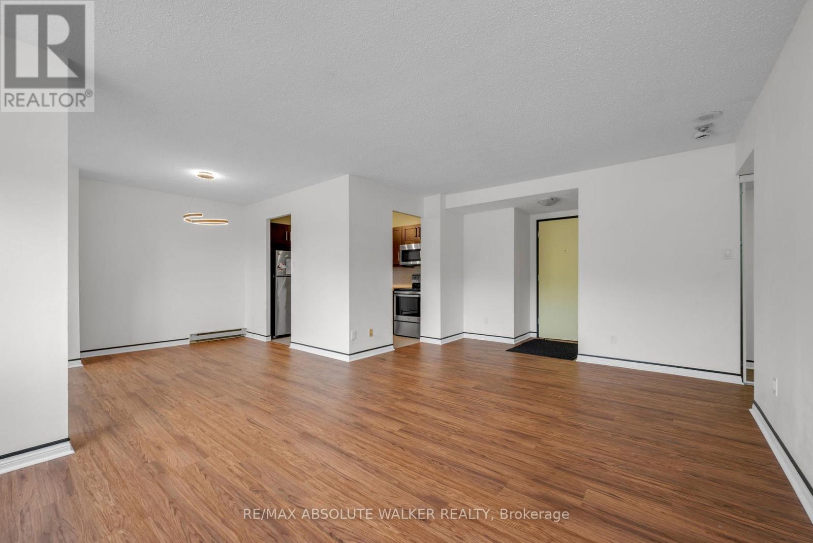 414 - 2871 Richmond Road