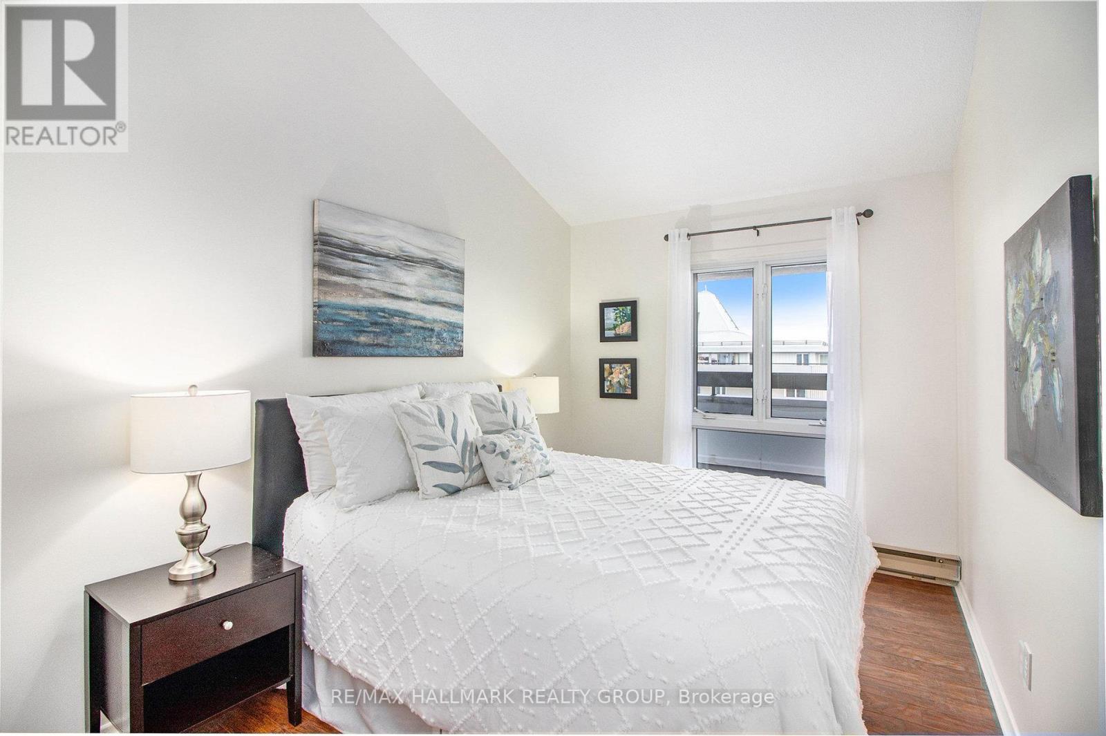 Ph4 - 158c Mcarthur Avenue