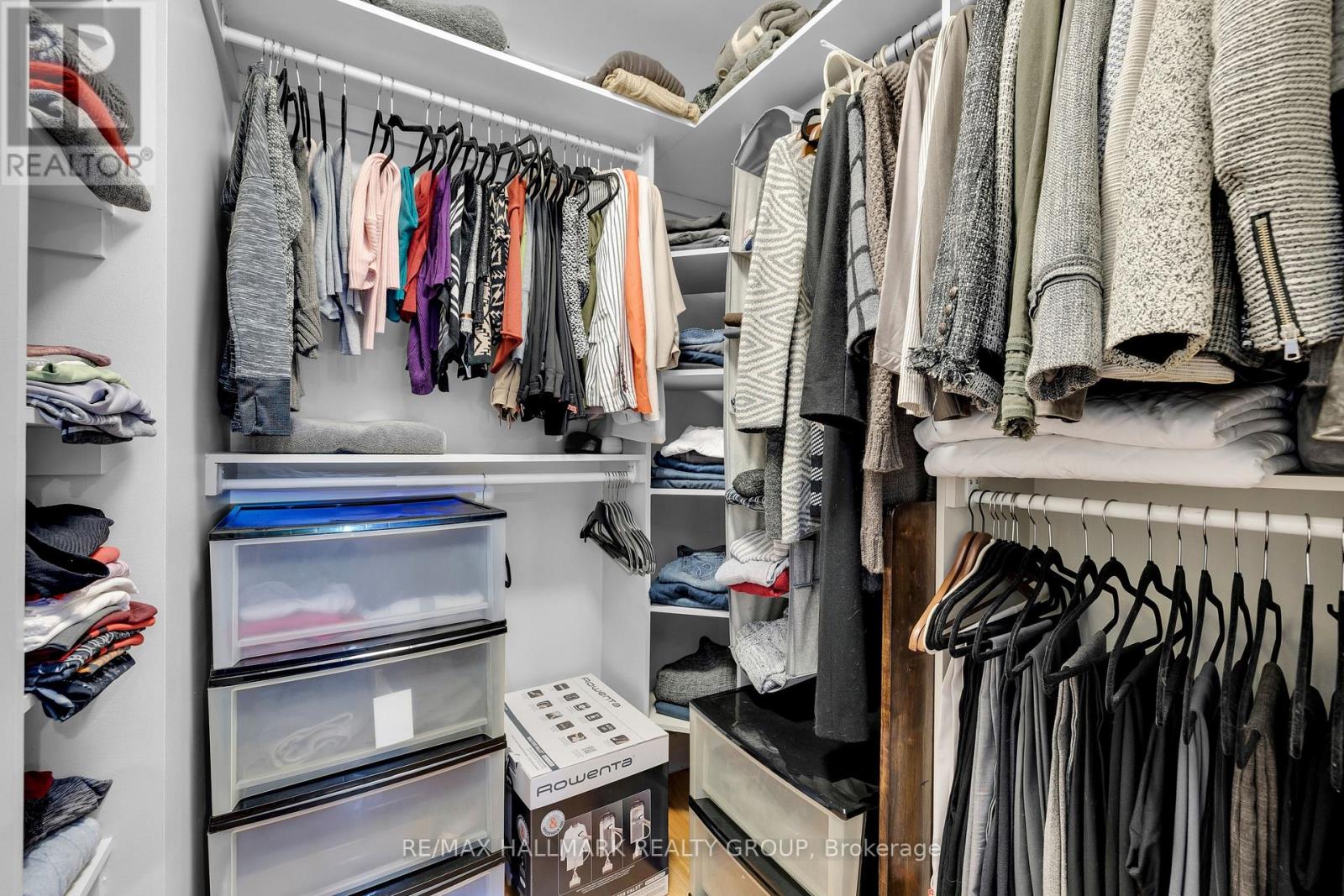 402 - 470 Laurier Avenue W