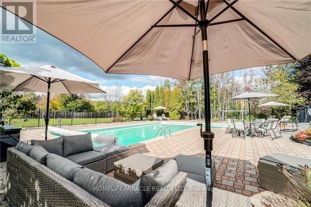 141 Kerry Hill Crescent