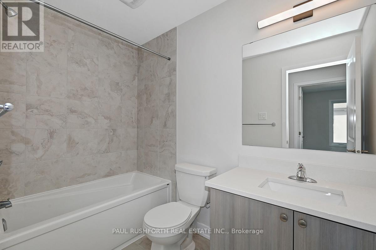 124 Chandelle Private