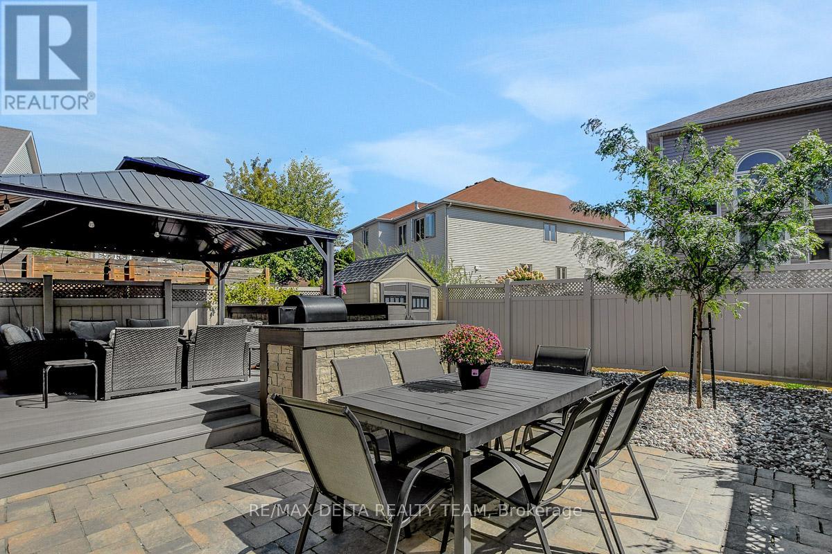 1916 Montmere Avenue