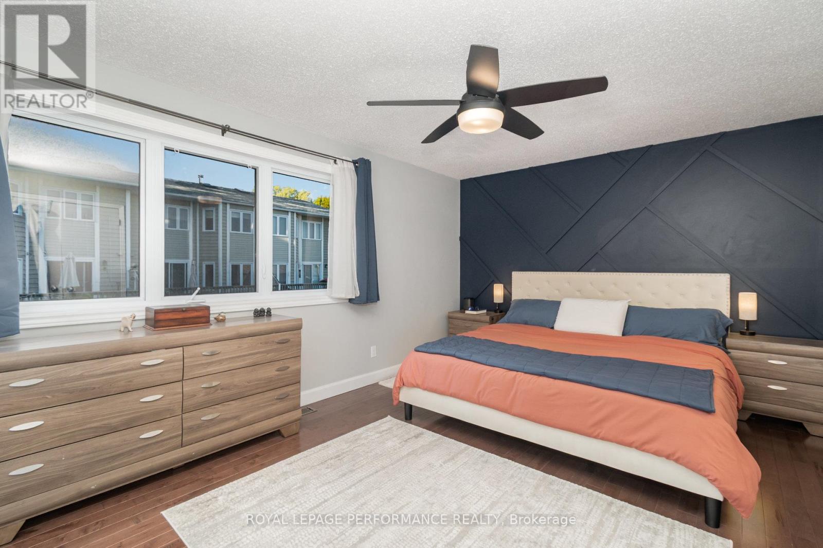 1150 Chimney Hill Way