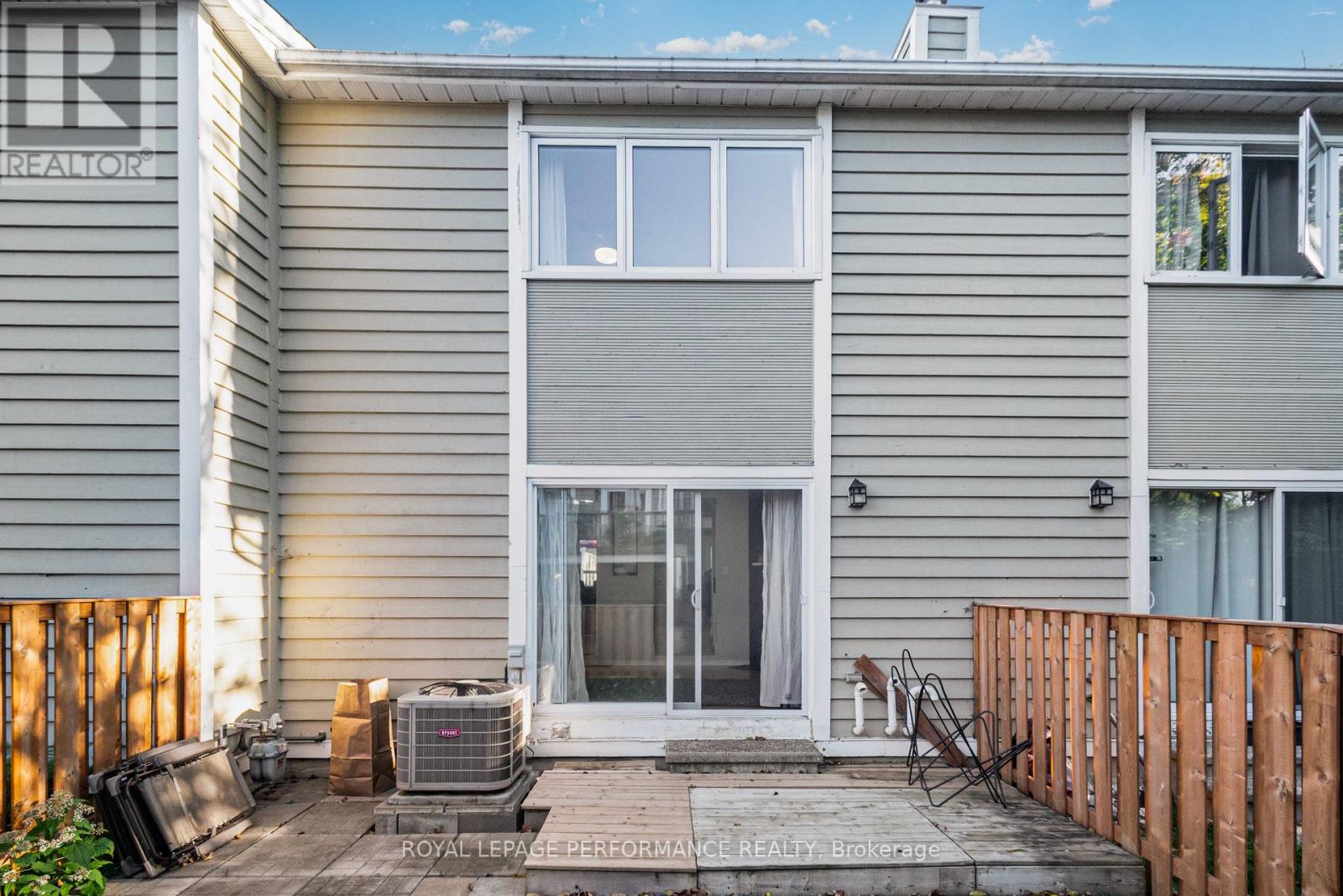 1150 Chimney Hill Way