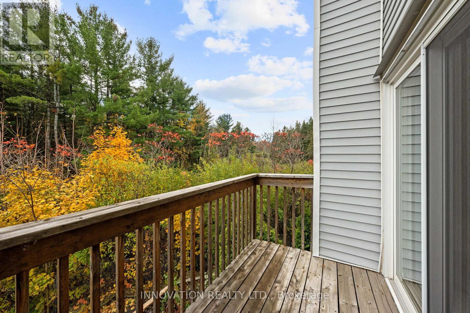 8 - 5 Timberview Way