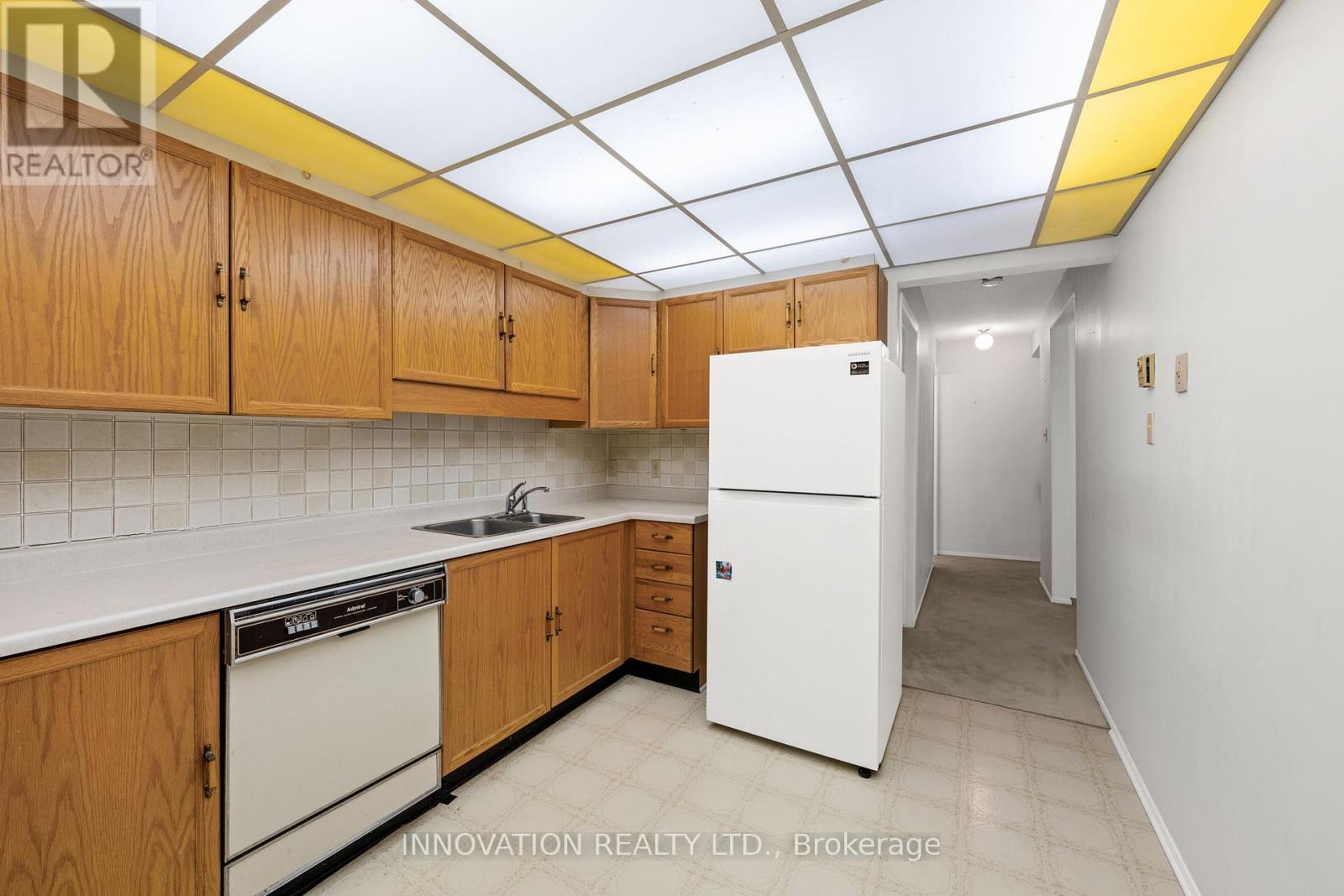 8 - 5 Timberview Way