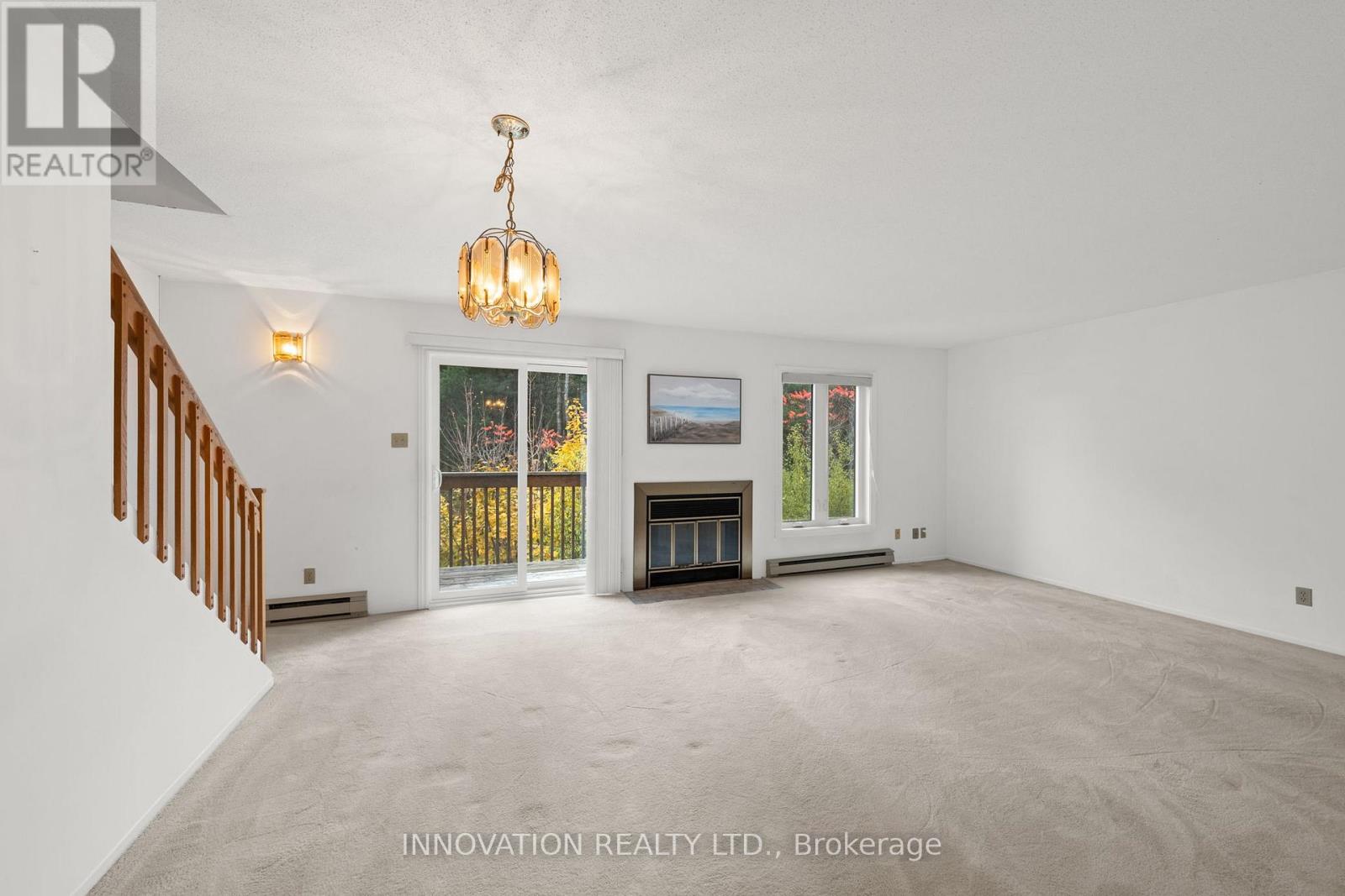 8 - 5 Timberview Way