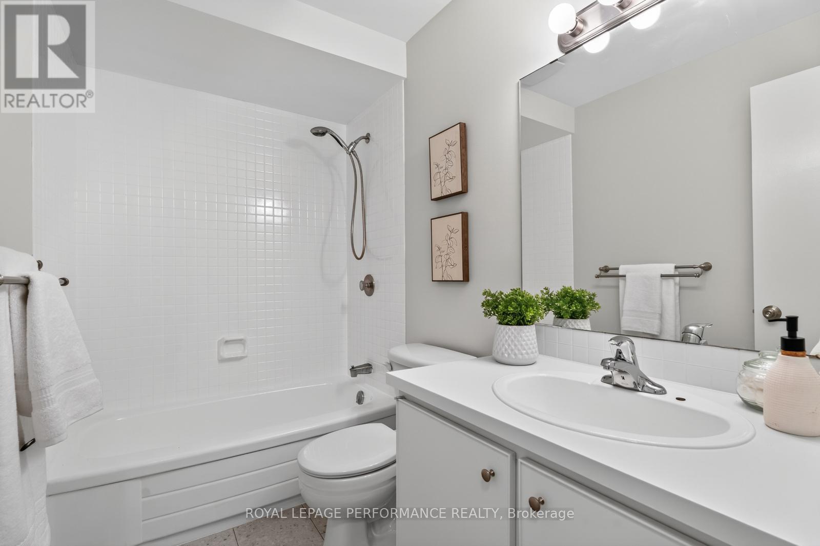 118 - 176 Woodfield Drive