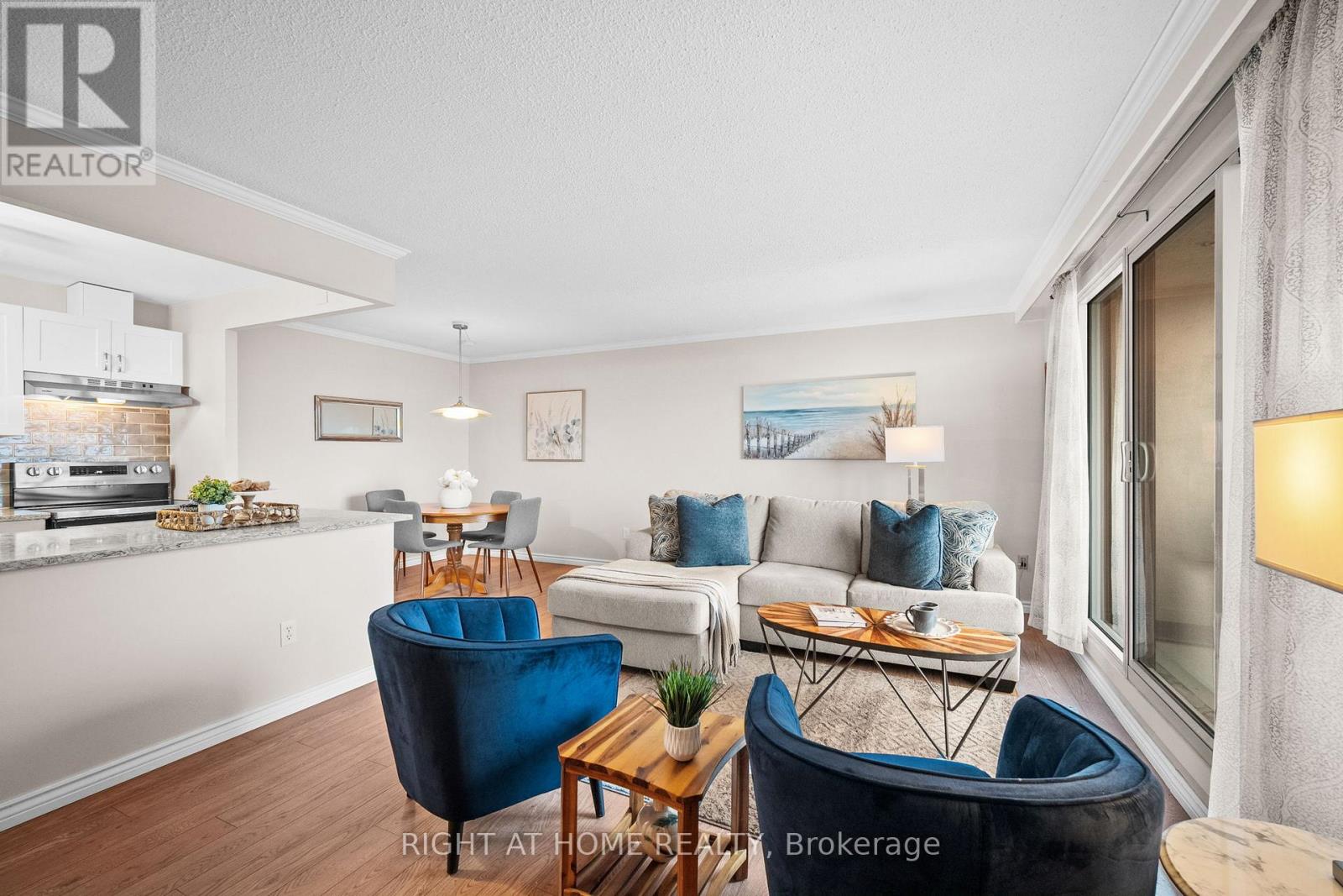 1006 - 1025 Richmond Road