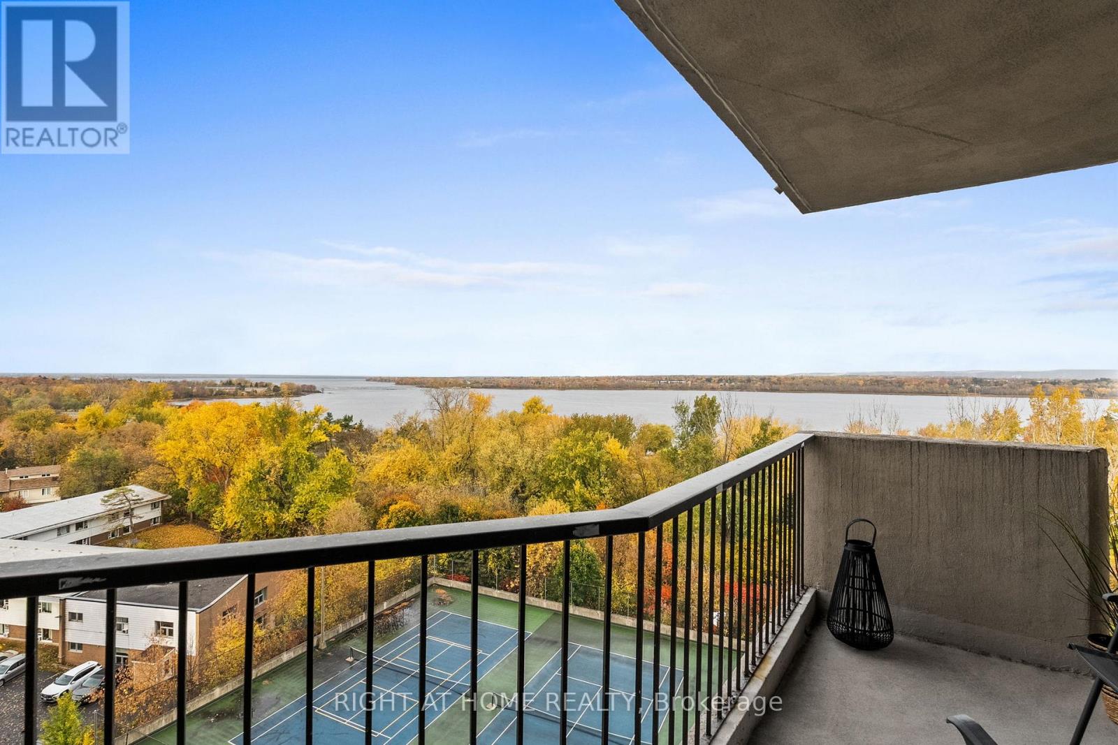 1006 - 1025 Richmond Road