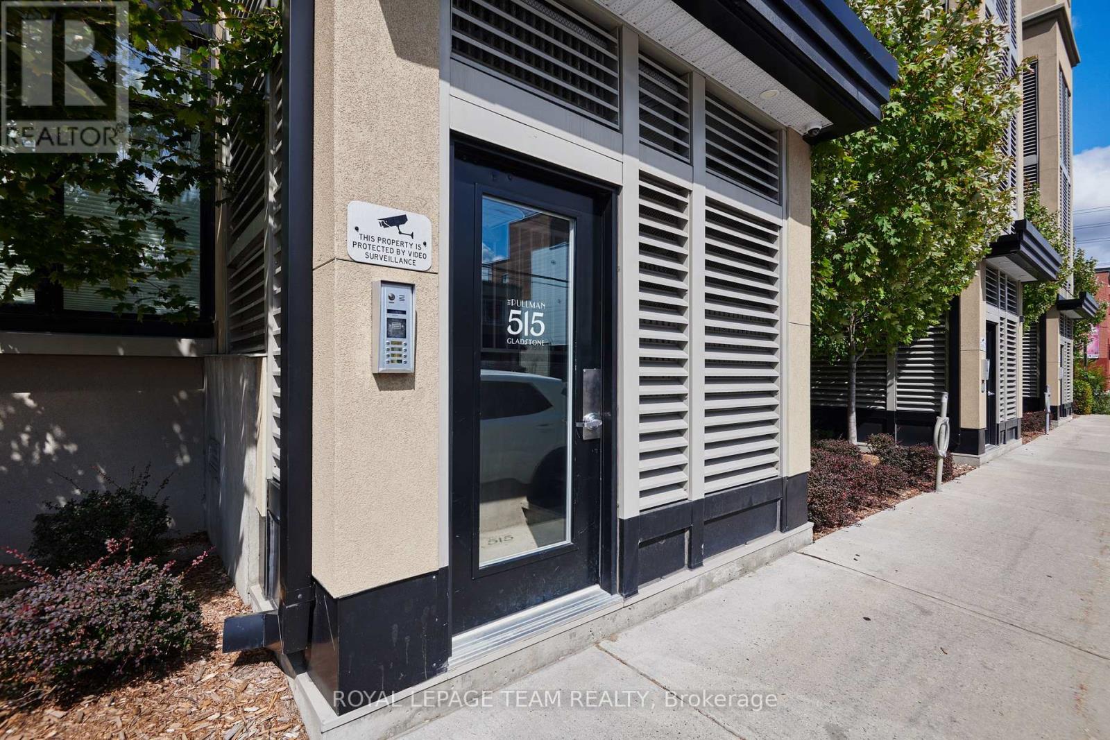 3 - 515 Gladstone Avenue