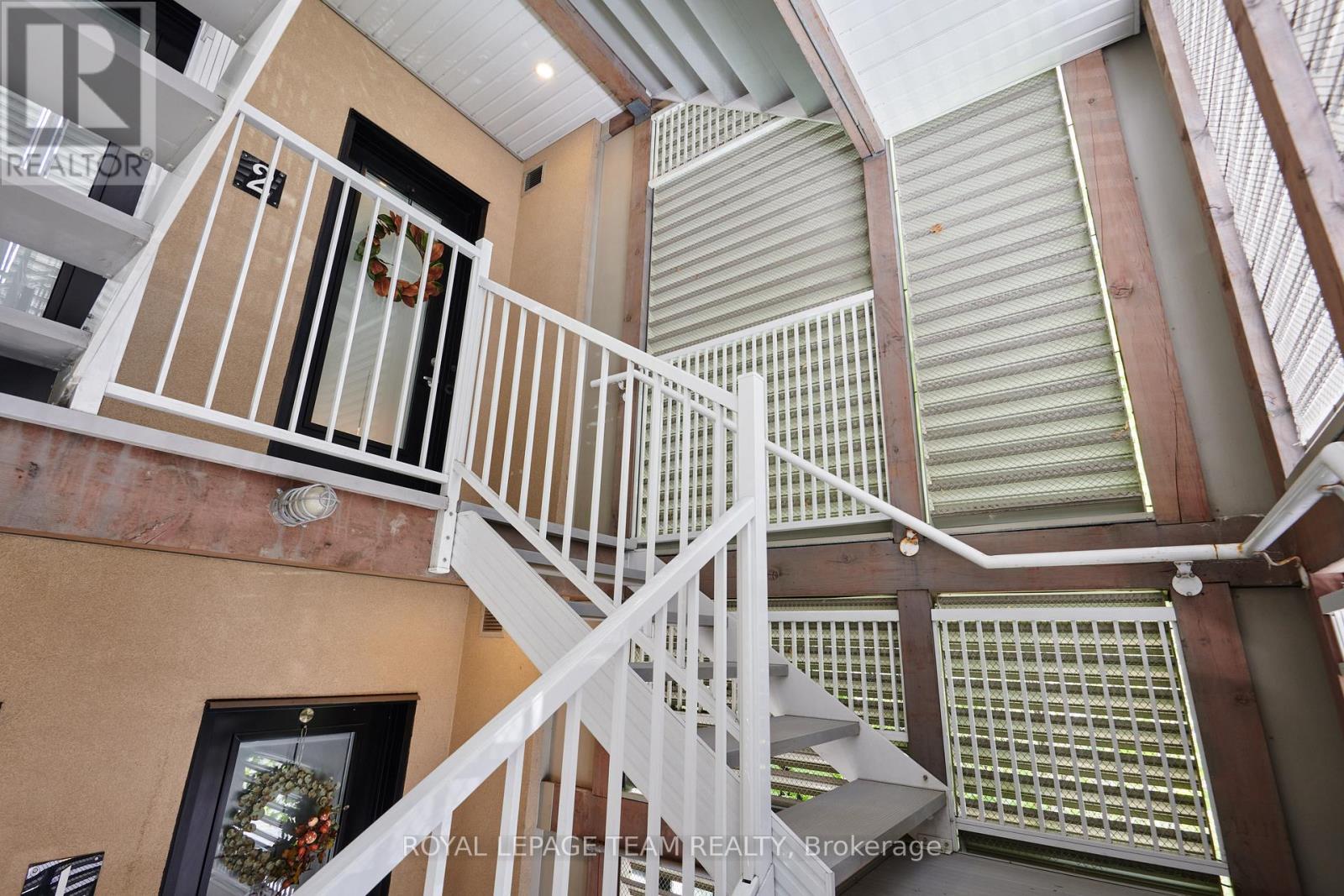 3 - 515 Gladstone Avenue