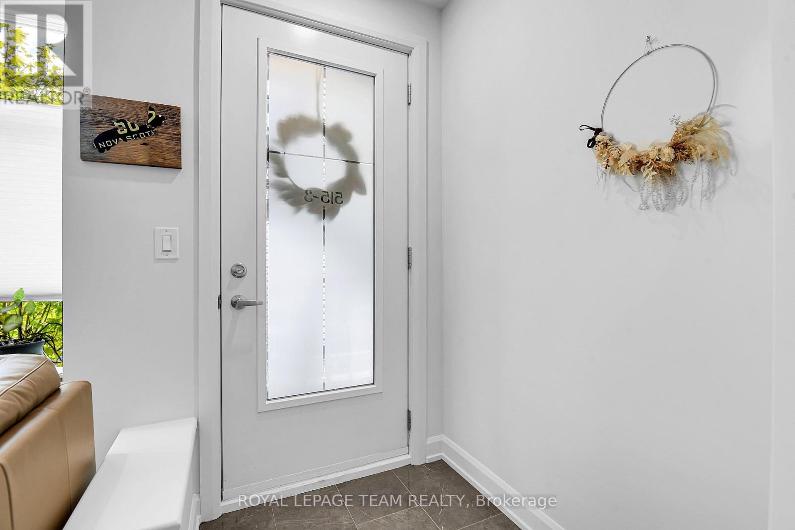 3 - 515 Gladstone Avenue