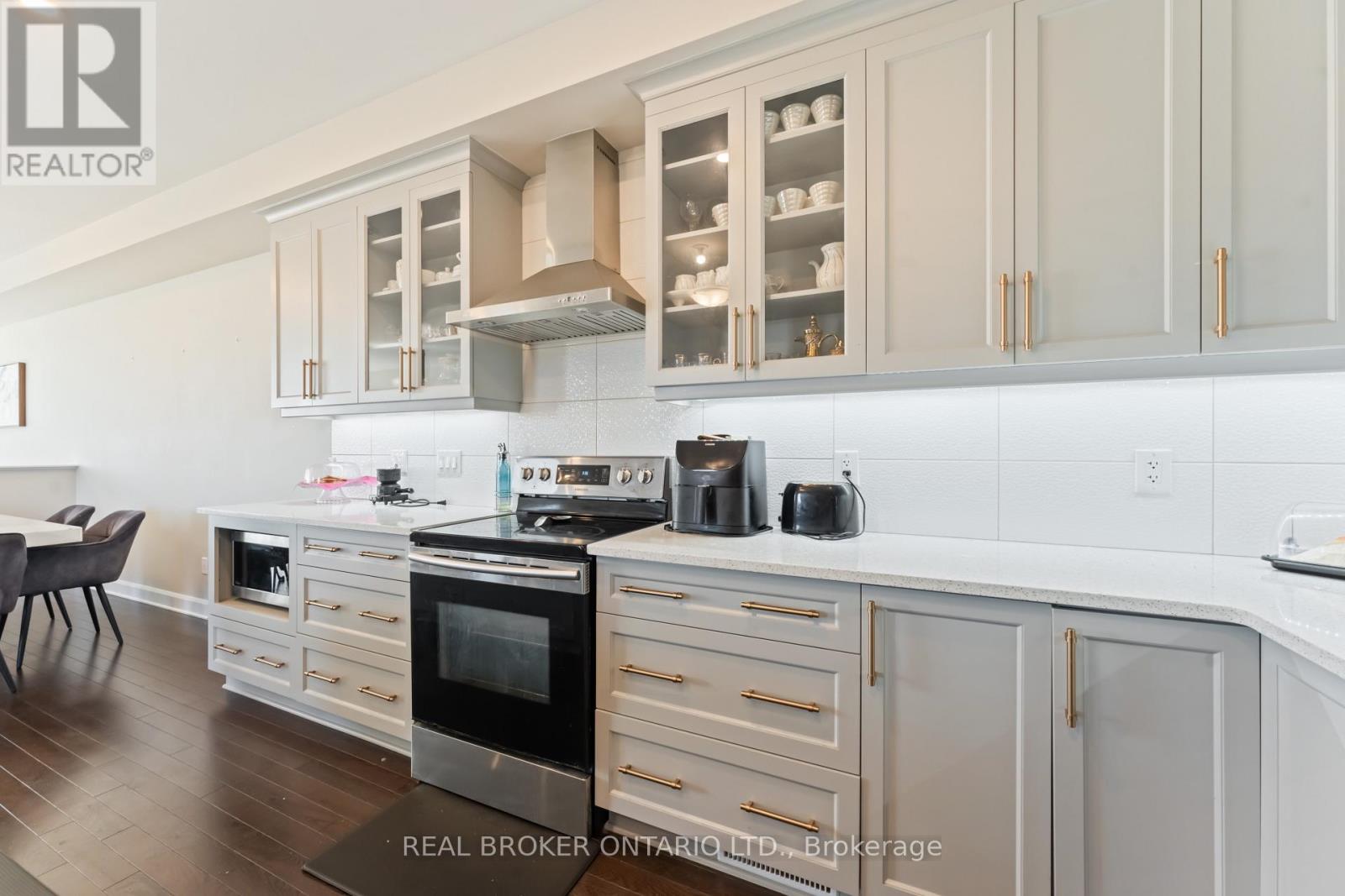 675 Taliesin Crescent